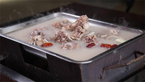 符氏鮮羊肉碳爐加盟