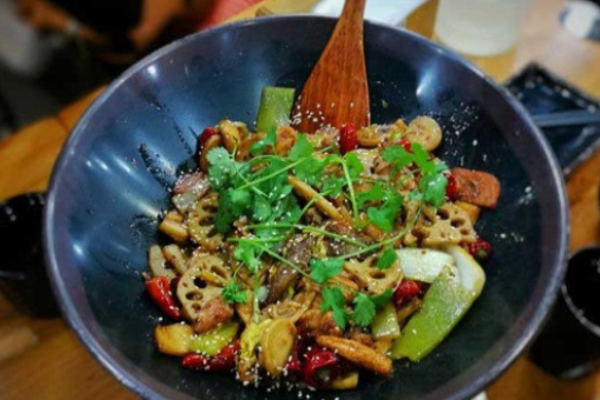 赤鼎麻辣鍋加盟