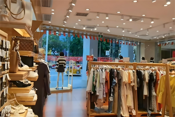 依之戀服裝加盟