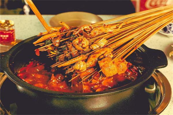 臺(tái)炮串串香火鍋加盟
