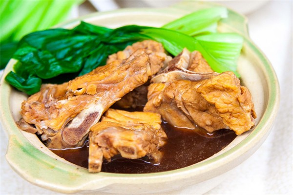 家味多排骨米飯