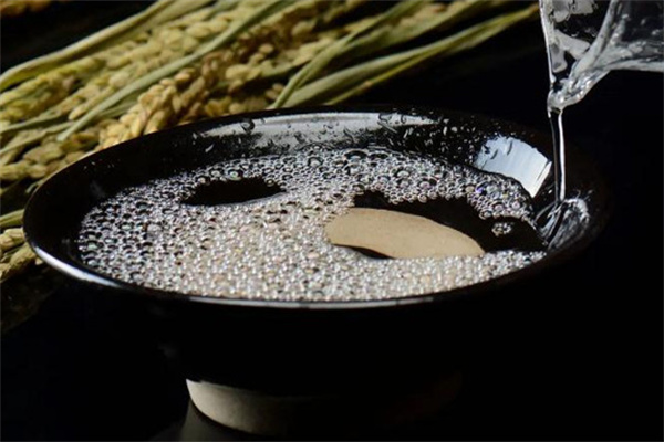 金福地原漿白酒加盟