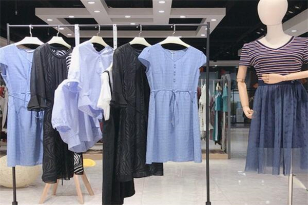 妙依妙折扣女裝加盟