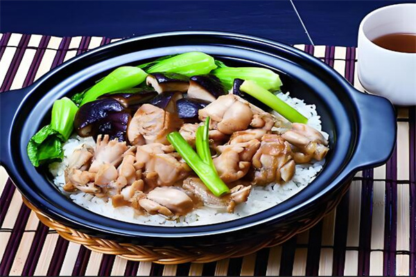 香滿居煲仔飯店加盟