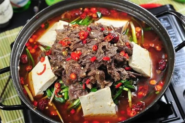 深記燜狗肉火鍋加盟