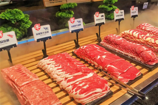 錢(qián)小奴創(chuàng)意自助餐廳加盟