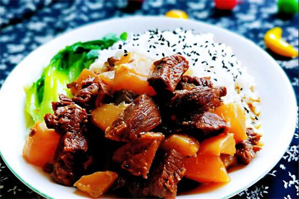阿慶嫂牛肉飯加盟