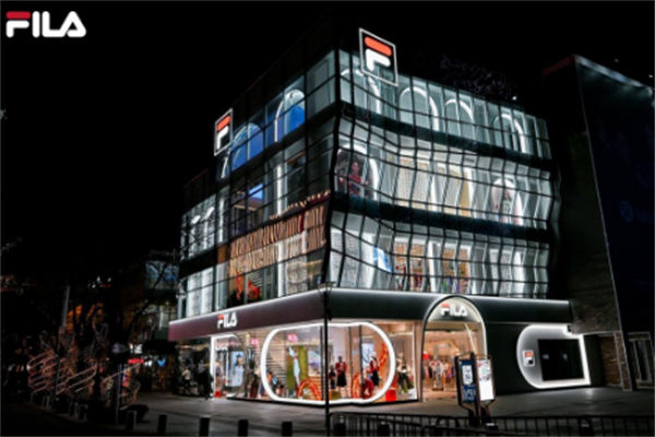 斐樂服裝店加盟
