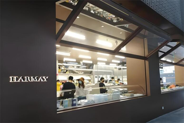 話梅化妝品集合店加盟