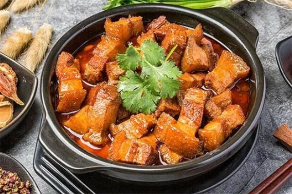 鑫鼎砂鍋店加盟