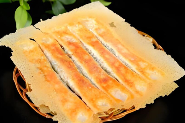梁記一品鍋貼煲仔飯加盟