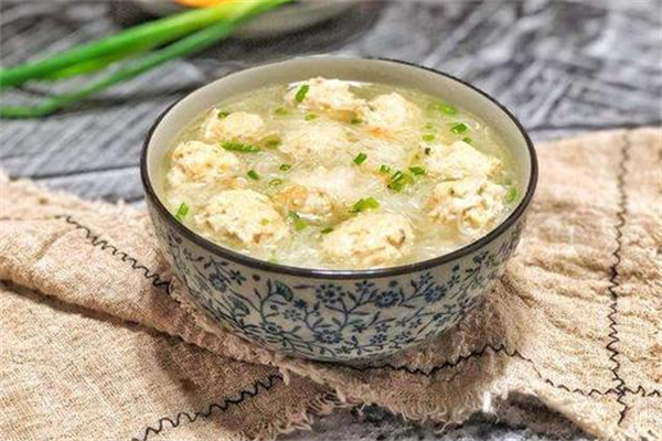 新民肉圓米粉湯