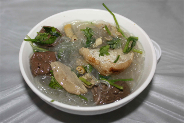 老上海鴨血粉絲湯