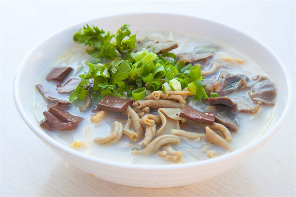 老上海鴨血粉絲湯
