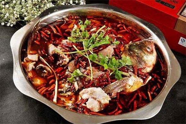 愛上魚火鍋店加盟