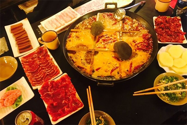 火鍋記憶土灶老火鍋