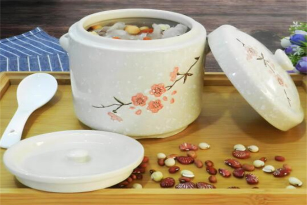 一品燉罐燉品加盟
