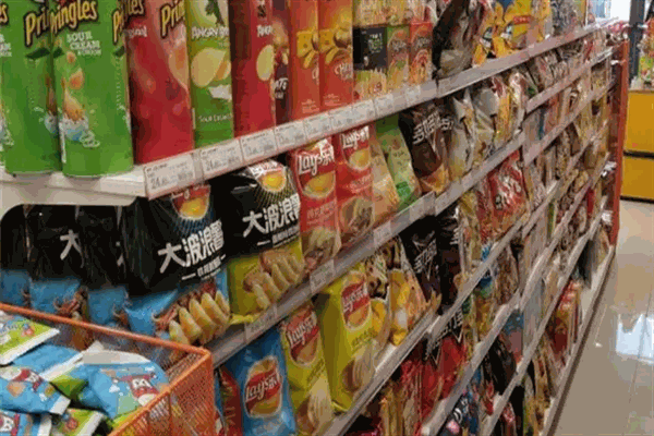 趙一鳴零食店加盟