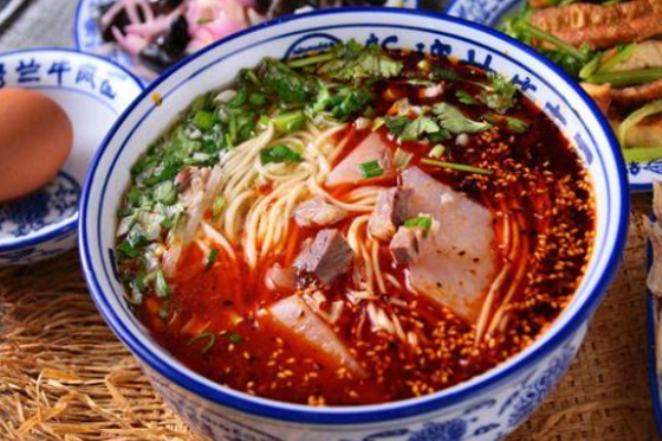 蘭牛王牛肉面加盟