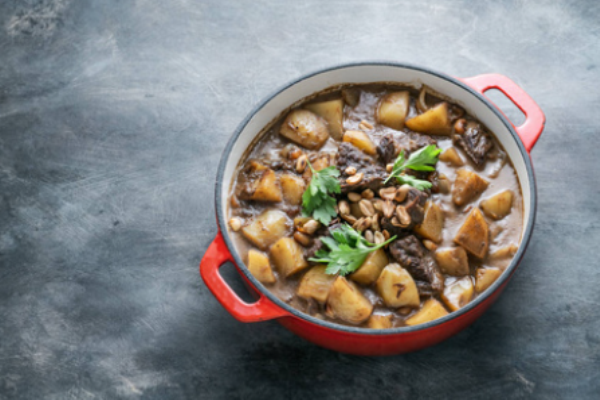 小牛燉牛肉飯加盟