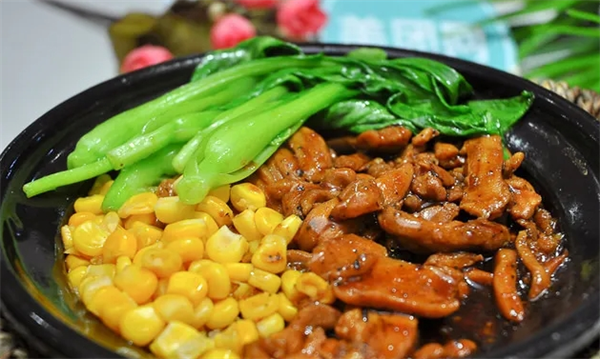 船記煲仔飯加盟