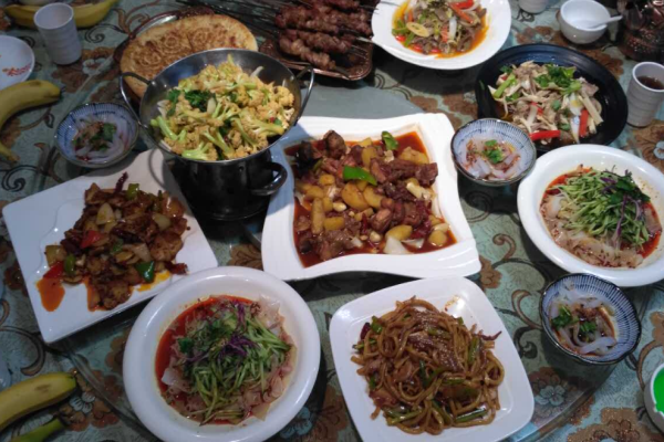 阿依來新疆餐廳加盟