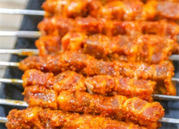 兩三點羊肉串加盟