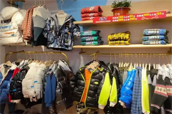 EC童年永恒童裝店加盟