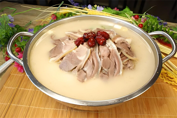 蘇尼特羊肉火鍋加盟