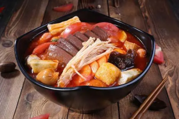 鄭恩強(qiáng)麻辣燙加盟
