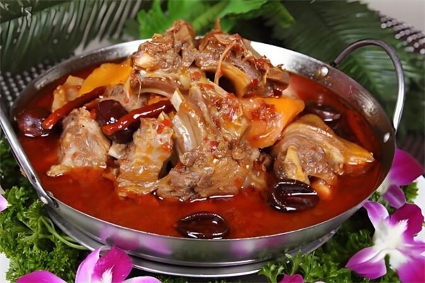 領(lǐng)頭羊羊肉火鍋加盟