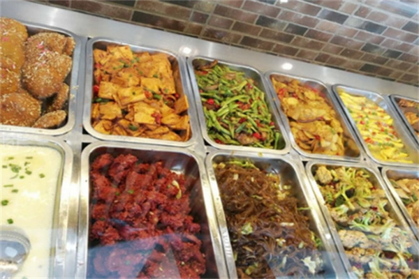 大碗飯自助快餐加盟