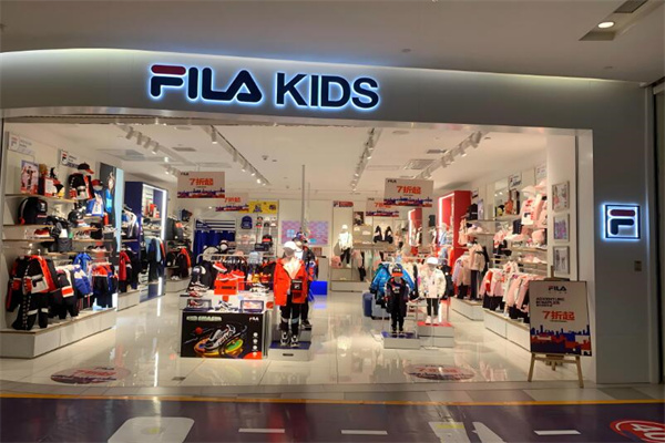 斐樂(lè)童裝店加盟