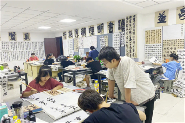 海鷹教育培訓(xùn)機(jī)構(gòu)加盟