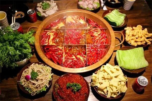 辣嫂一元火鍋加盟