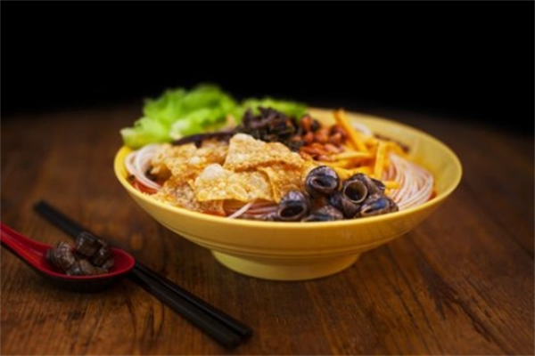 螺太鮮土味螺螄粉加盟