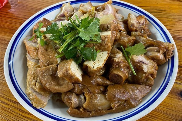 林堯豬腳飯