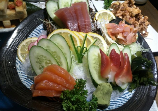 滿月日本料理加盟