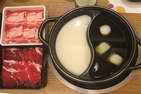 愛妃的肉肉火鍋