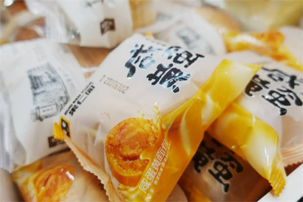 千梔味零食加盟