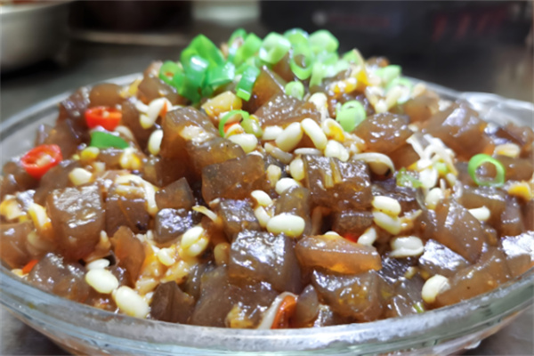 弄粉兒鐵板炒涼粉加盟