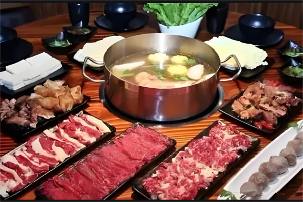 鮮牛公社牛肉火鍋加盟