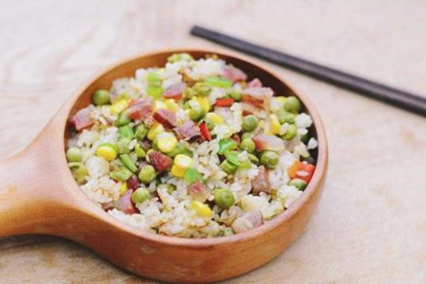 燜飯王子加盟