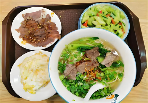 絲路穆語牛肉面加盟