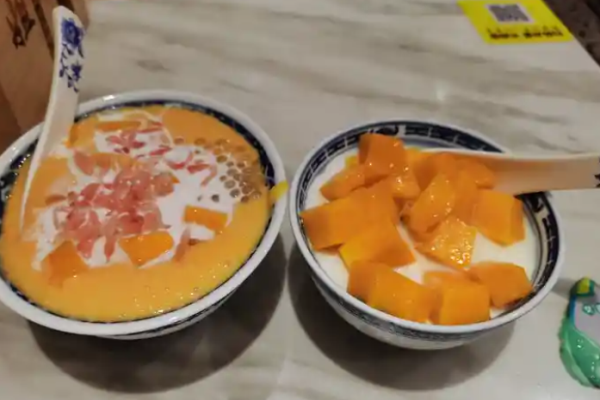 韻姐牛奶甜品世家加盟