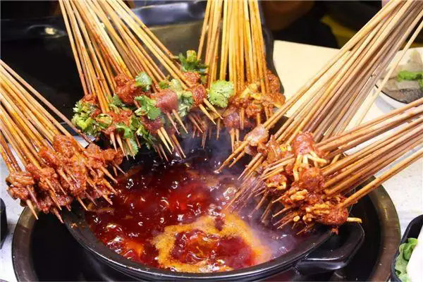 樂兔串串香加盟