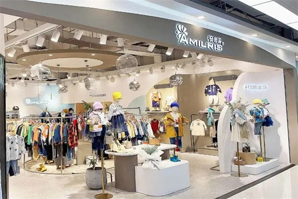 AMILRIS安米莉童裝加盟