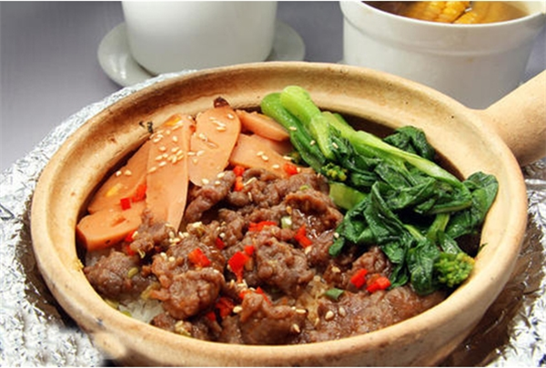 憶家煲仔飯加盟