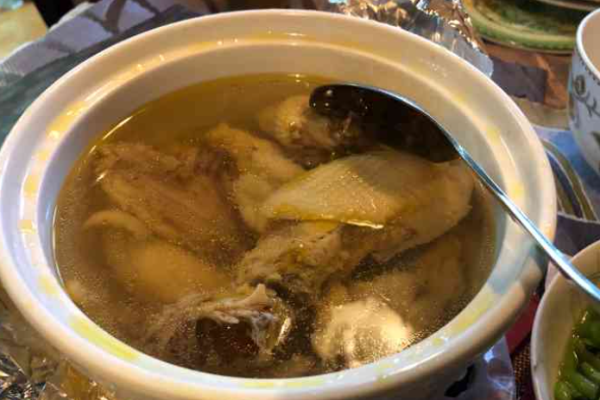 唯膳營養(yǎng)雞湯加盟