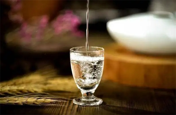 龍平酒業(yè)加盟